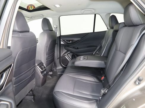 Used 2023 Subaru Outback Limited image 45