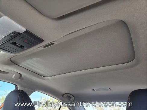 New 2025 Nissan Sentra SR w/ SR Premium Package image 7