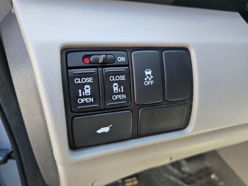 Used 2012 Honda Odyssey EX-L image 36