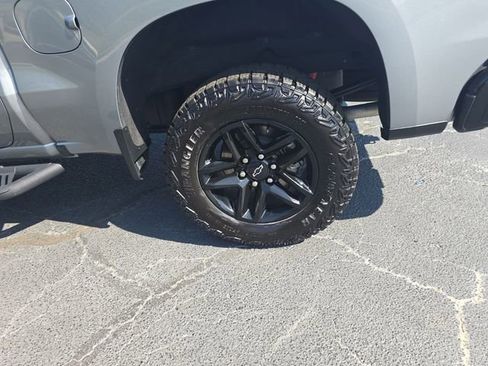 Used 2025 Chevrolet Silverado 1500 Custom Trail Boss image 34