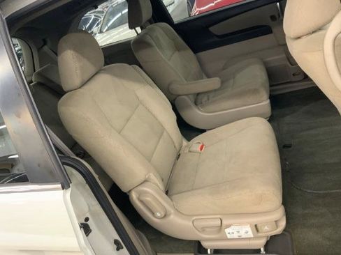 Used 2016 Honda Odyssey LX image 14