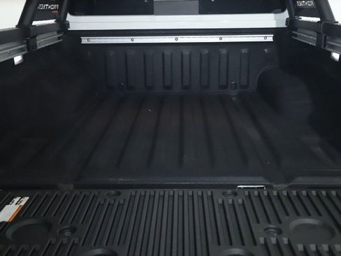 Certified 2024 Nissan Frontier SV w/ Hardbody Edition AWD/4WD image 28