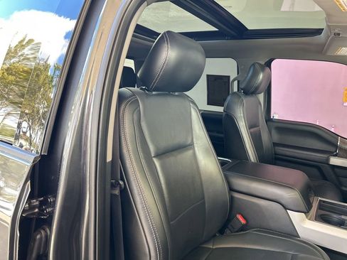 Used 2017 Ford F250 Lariat w/ Lariat Ultimate Package image 23