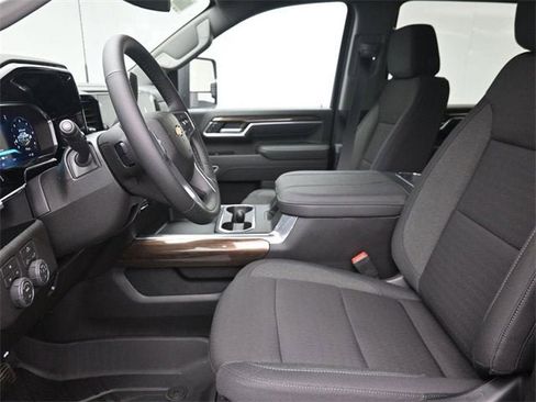 New 2026 Chevrolet Silverado 3500 LT w/ Convenience Package image 16