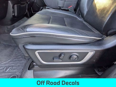 Used 2022 RAM 1500 Laramie image 15