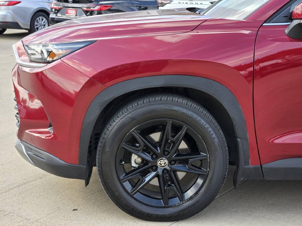 Used 2024 Toyota Grand Highlander AWD image 7