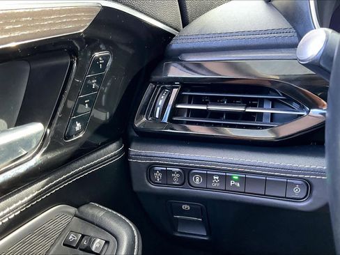 Used 2022 Acura MDX SH-AWD w/ Advance Package image 33