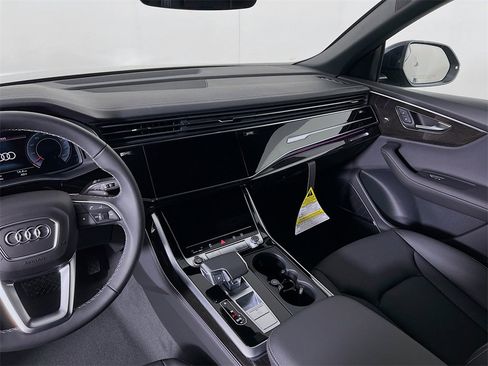 New 2026 Audi Q8 Premium Plus image 26