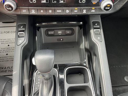Used 2021 Kia Telluride EX w/ EX Premium Package FWD image 13
