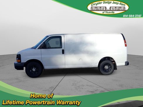 Used 2009 Chevrolet Express 1500 image 7