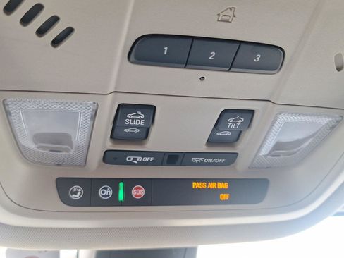 Used 2017 GMC Acadia Denali w/ Technology Package FWD image 38