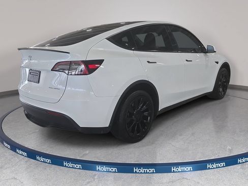 Used 2023 Tesla Model Y Long Range AWD/4WD image 6
