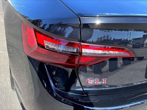 Used 2024 Volkswagen Jetta GLI Autobahn w/ GLI Black Package FWD image 22