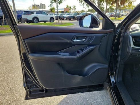 Certified 2023 Nissan Rogue SL w/ SL Premium Package AWD/4WD image 19