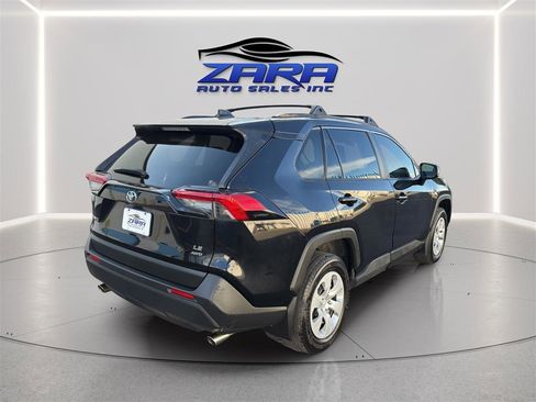 Used 2019 Toyota RAV4 LE w/ All Weather Liner Package AWD/4WD image 7