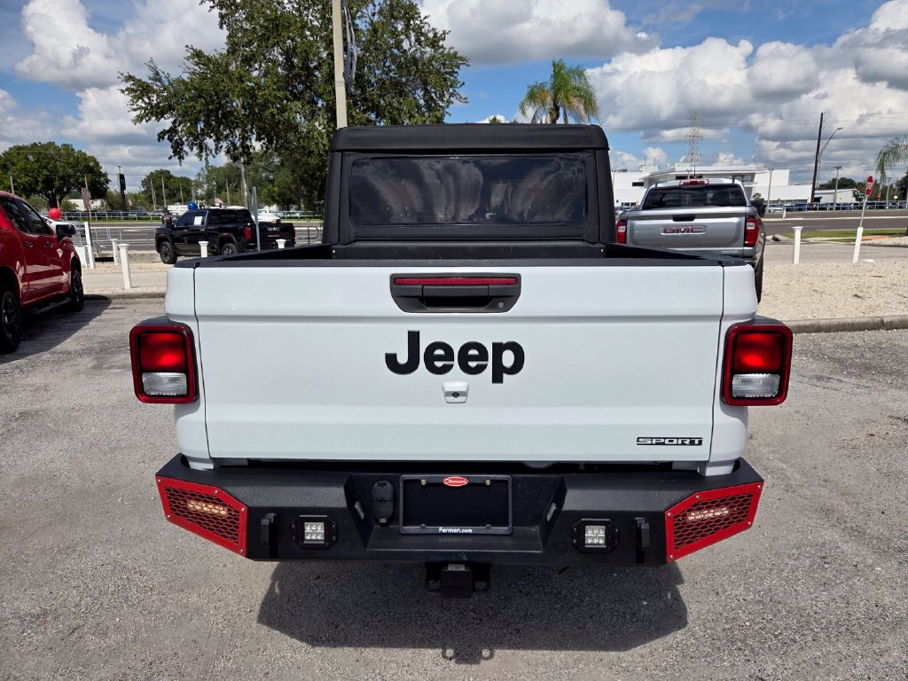 Used 2021 Jeep Gladiator Sport AWD/4WD image 12