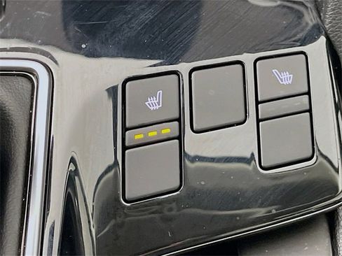 Used 2025 Kia Sportage EX w/ Premium Package image 21