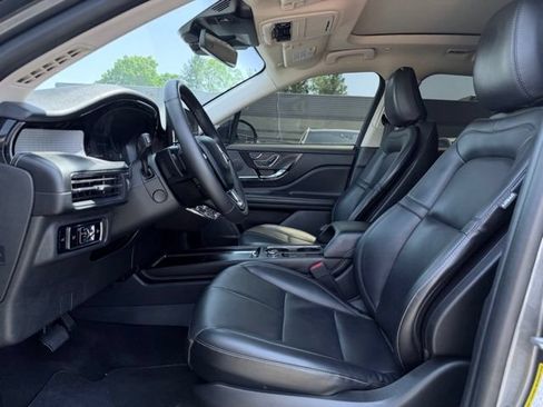 Used 2024 Lincoln Corsair AWD w/ Equipment Group 101A image 20