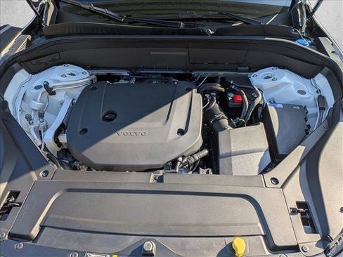 New 2026 Volvo XC90 B6 Plus w/ Protection Package Premier image 19