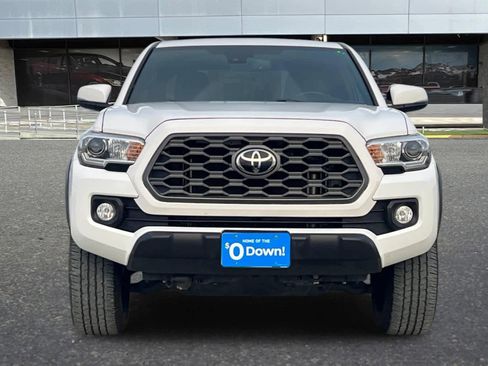 Used 2022 Toyota Tacoma TRD Off-Road image 10