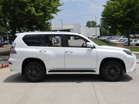 Used 2023 Lexus GX 460 Premium AWD/4WD image 10