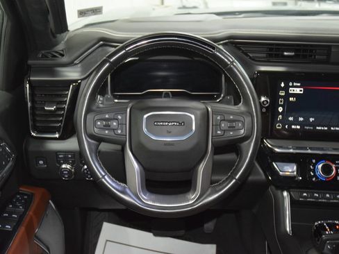 Used 2024 GMC Sierra 1500 Denali Ultimate AWD/4WD image 40