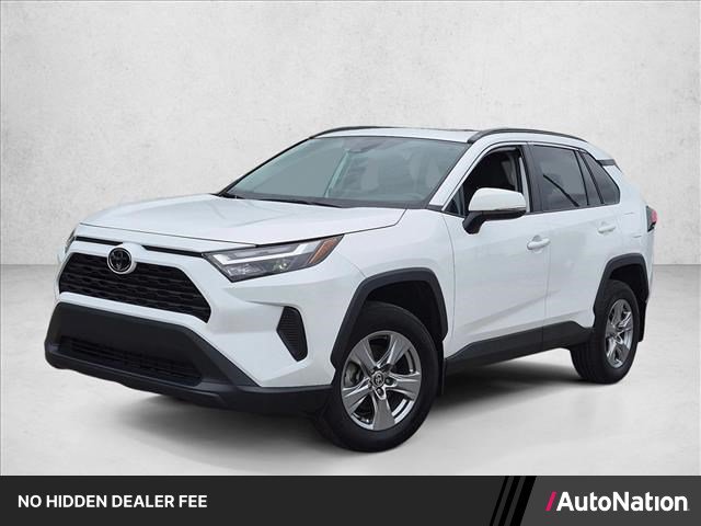 Used 2024 Toyota RAV4 XLE w/ Convenience Package FWD image 1