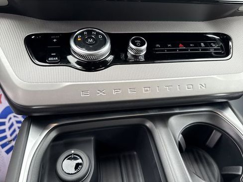 New 2025 Ford Expedition Max Active AWD/4WD image 24