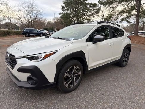 Used 2024 Subaru Crosstrek 2.0i Premium image 2