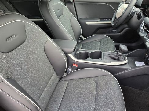 New 2025 Kia K4 GT-Line image 20
