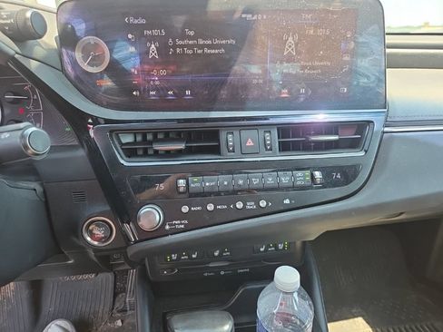 Used 2022 Lexus ES 350 w/ Premium Package FWD image 17