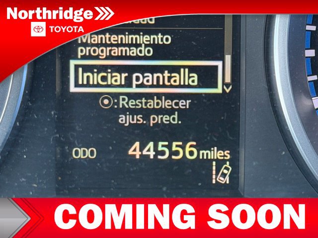 Used 2017 Toyota Highlander Plus FWD image 10