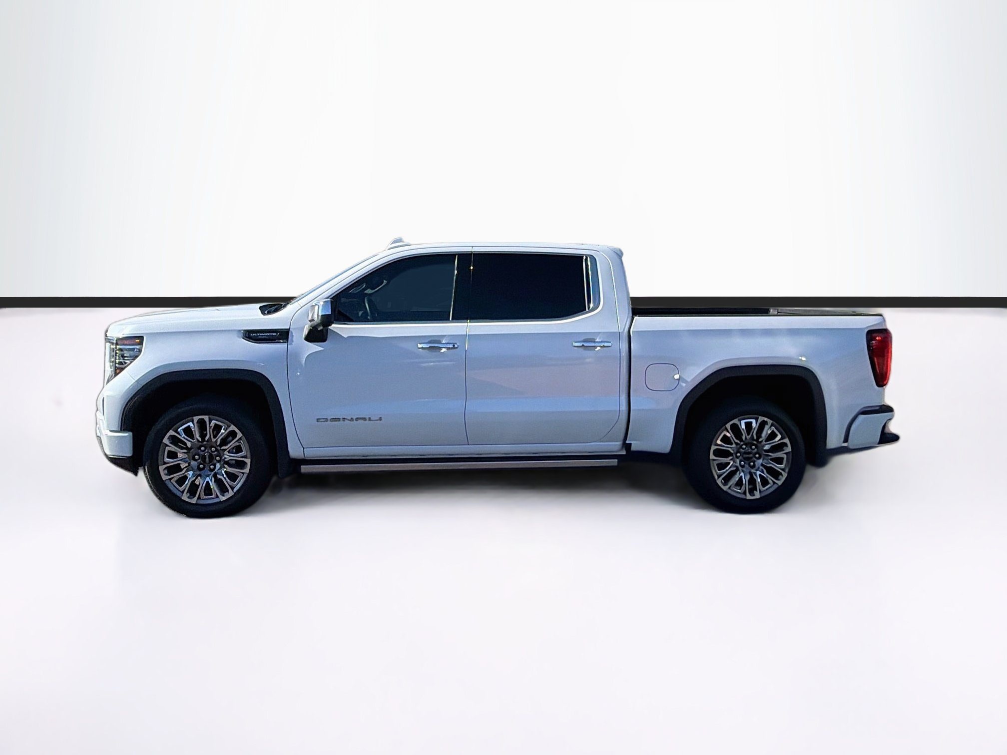 Used 2026 GMC Sierra 1500 Denali Ultimate AWD/4WD image 8