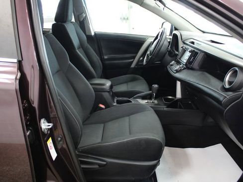 Used 2018 Toyota RAV4 XLE w/ Plus Extra Value Package image 23