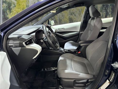 Used 2021 Toyota Corolla SE image 9