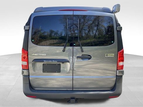 New 2023 Mercedes-Benz Metris Passenger image 4