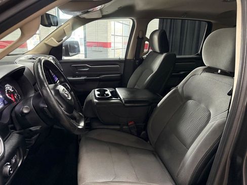 Used 2019 RAM 1500 Big Horn AWD/4WD image 17