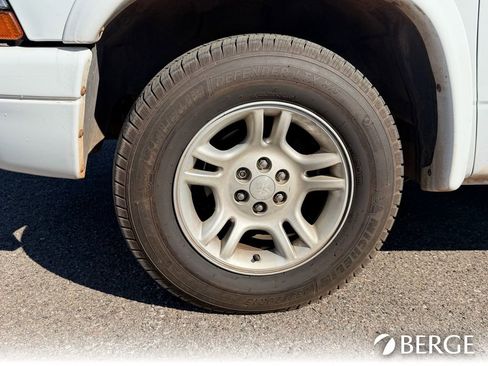 Used 2002 Dodge Durango SLT image 7