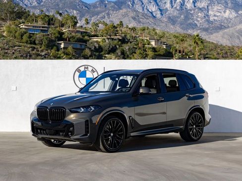 New 2026 BMW X5 xDrive40i w/ M Sport Package image 1