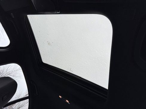 Used 2023 BMW 330i xDrive Sedan image 34