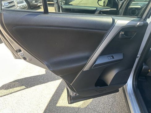Used 2017 Toyota RAV4 LE w/ Carpet Mat Package AWD/4WD image 24