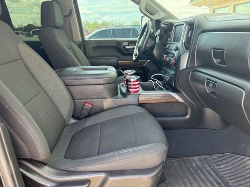 Used 2022 Chevrolet Silverado 2500 LT w/ Texas Edition image 8