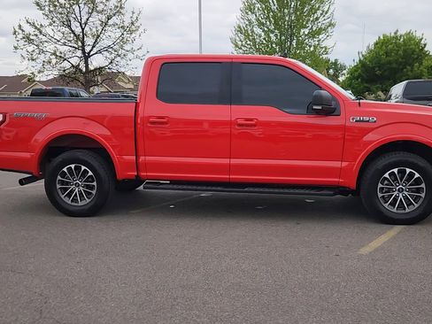 Used 2019 Ford F150 XLT w/ Equipment Group 302A Luxury AWD/4WD image 10