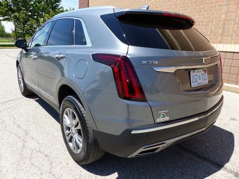 Used 2021 Cadillac XT5 Premium Luxury w/ LPO, Floor Liner Package AWD/4WD image 7