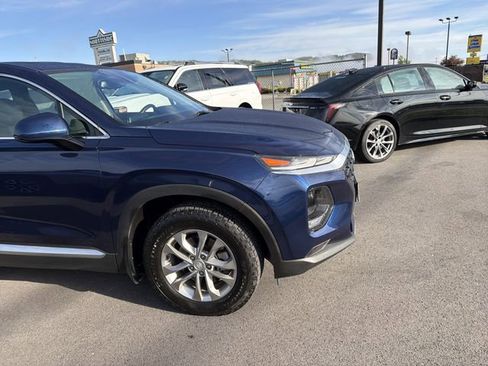Used 2019 Hyundai Santa Fe SEL AWD/4WD image 4