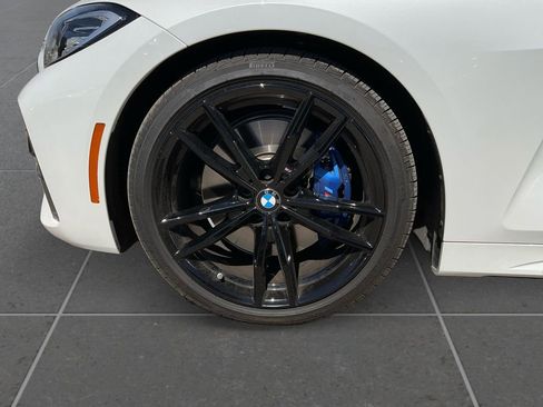 Used 2024 BMW M440i Convertible w/ Premium Package image 10