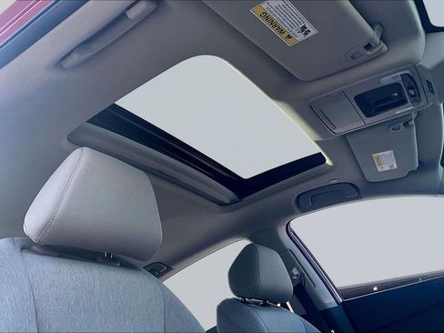 Certified 2024 Honda Accord EX image 26