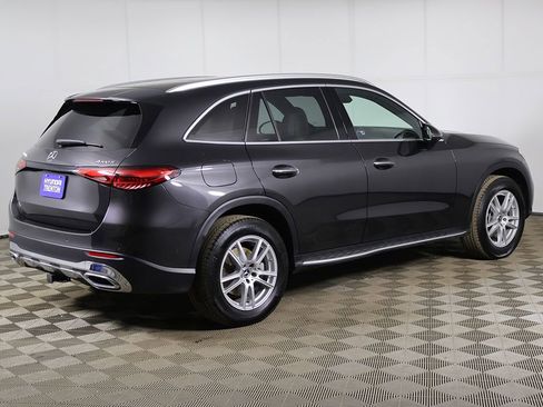 Used 2025 Mercedes-Benz GLC 300 4MATIC image 13