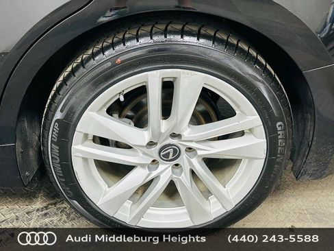 Used 2021 Lexus IS 300 AWD image 32