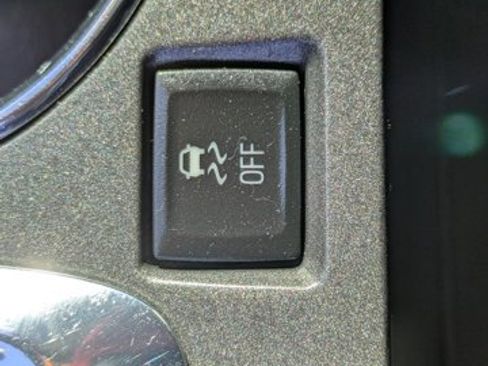 Used 2015 GMC Terrain SLT w/ Chrome Edition image 26